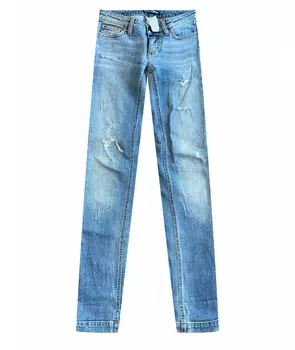 Прямые джинсы