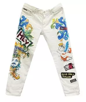 Прямые джинсы