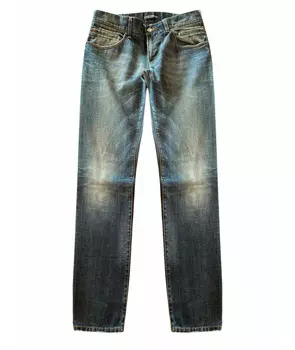 Прямые джинсы