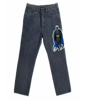 Прямые джинсы