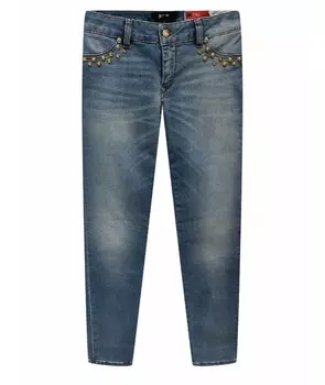 Прямые джинсы