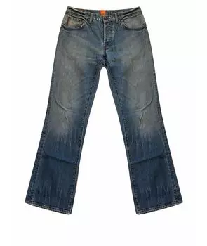 Прямые джинсы