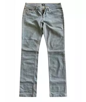 Прямые джинсы