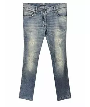 Прямые джинсы