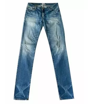 Прямые джинсы