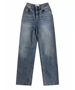 Прямые джинсы