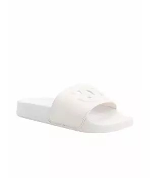 Сандалии и шлепанцы