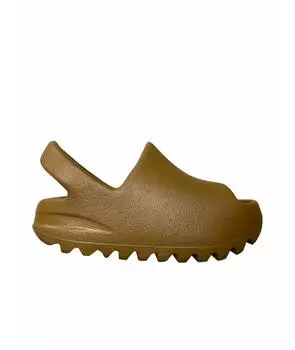 Сандалии и шлепанцы