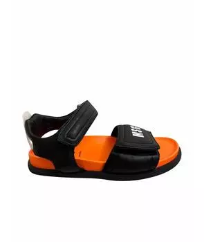 Сандалии и шлепанцы