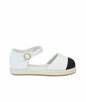 Сандалии и шлепанцы