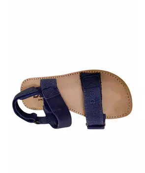 Сандалии и шлепанцы