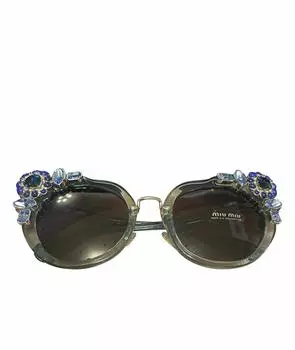 Солнцезащитные очки