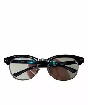 Солнцезащитные очки и оправы