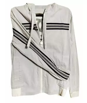 Спортивная куртка