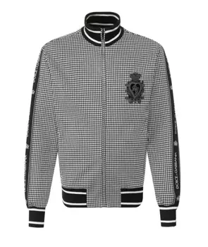 Спортивная куртка