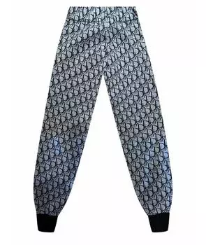 Спортивные брюки и шорты