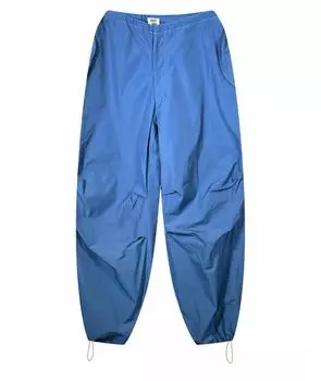 Спортивные брюки и шорты