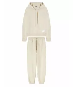 Спортивные брюки и шорты