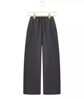 Спортивные брюки и шорты