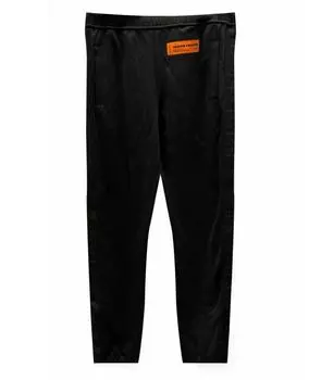 Спортивные брюки и шорты