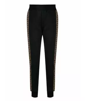 Спортивные брюки и шорты