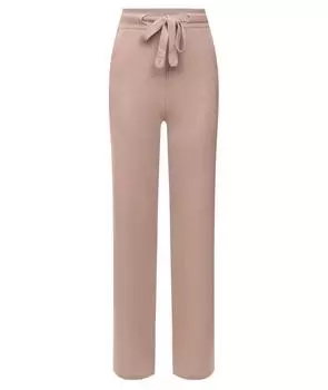 Спортивные брюки и шорты