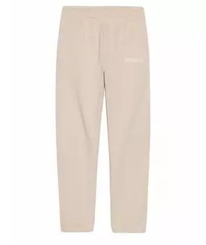 Спортивные брюки и шорты