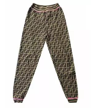 Спортивные брюки и шорты