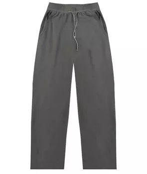 Спортивные брюки и шорты