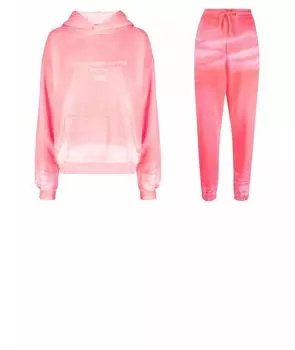 Спортивные костюмы