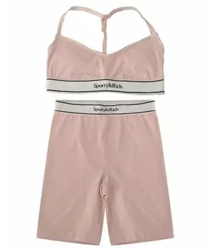 Спортивные костюмы