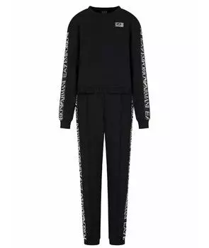 Спортивные костюмы