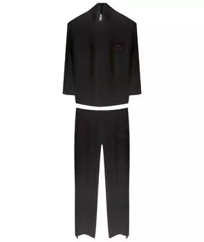 Спортивные костюмы