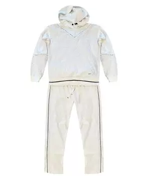 Спортивные костюмы