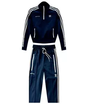 Спортивные костюмы