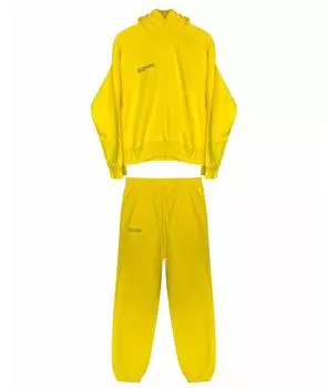 Спортивные костюмы