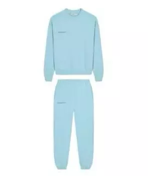 Спортивные костюмы