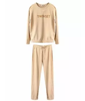 Спортивные костюмы