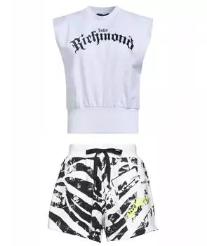 Спортивные костюмы