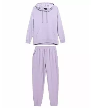 Спортивные костюмы