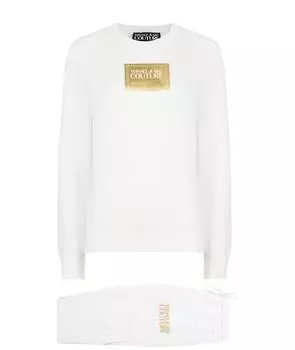 Спортивные костюмы