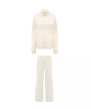 Спортивные костюмы