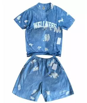 Спортивные костюмы