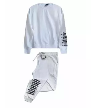 Спортивные костюмы