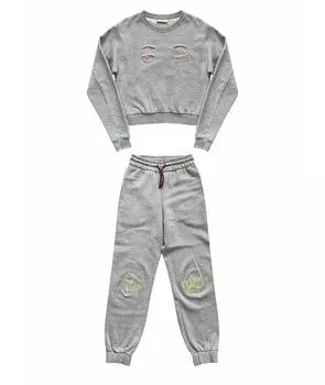 Спортивные костюмы