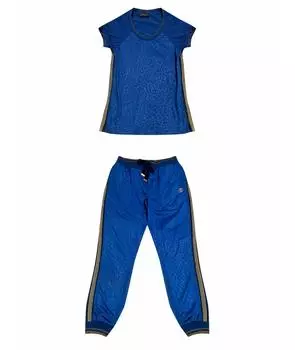 Спортивные костюмы