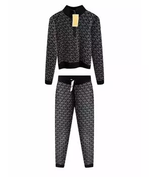 Спортивные костюмы