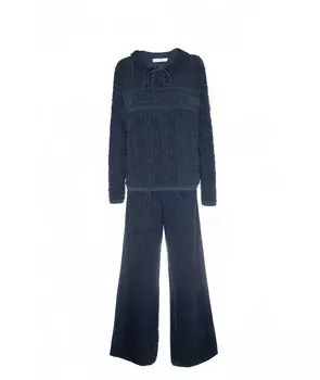 Спортивные костюмы