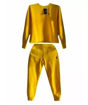 Спортивные костюмы