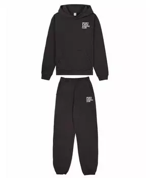 Спортивные костюмы